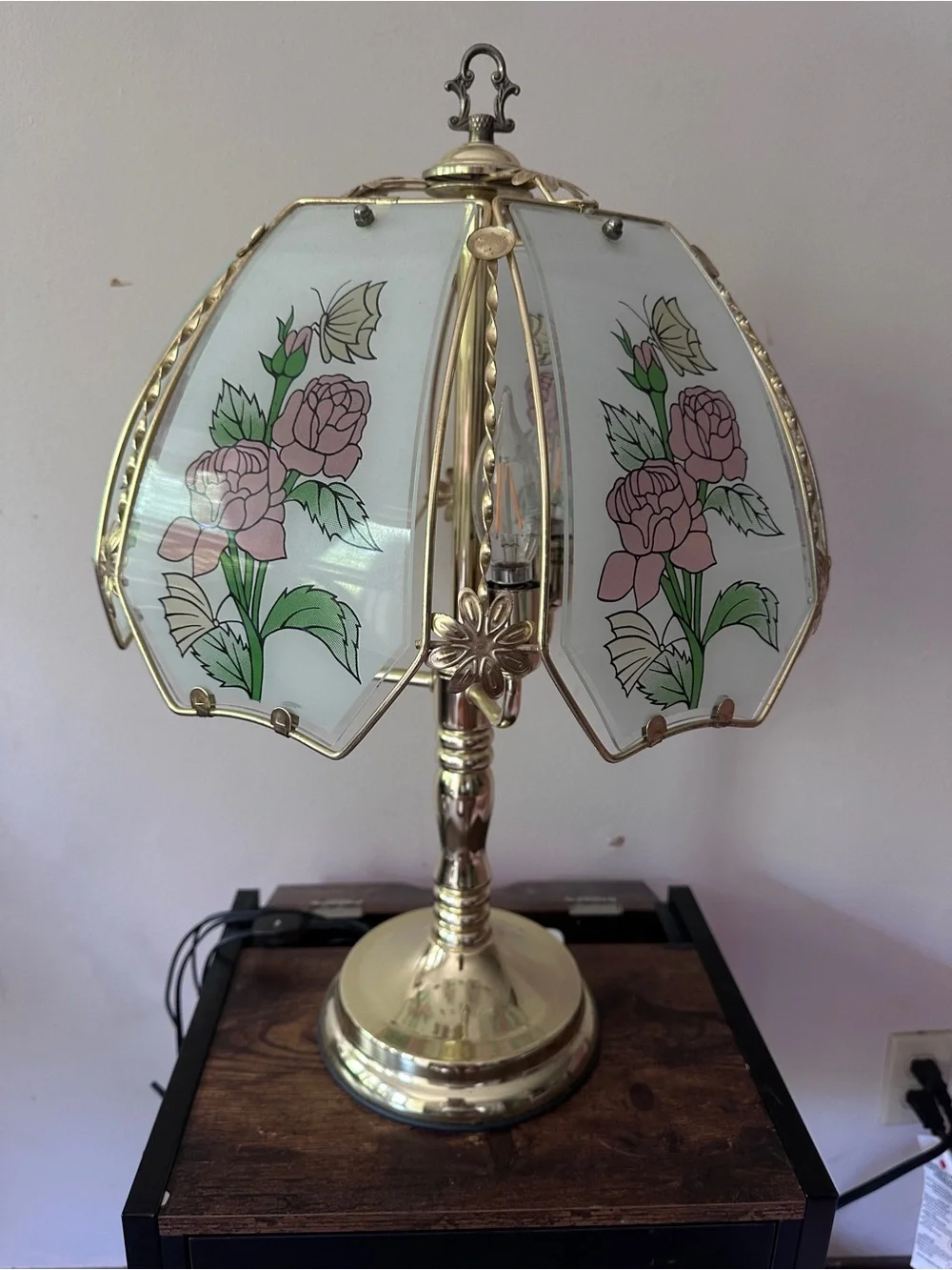 Vintage Hollywood Regency Brass Table Lamp Floral Rose & Butterfly Glass Panels